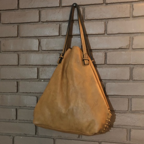 Bali Handbags - Balibag Large Leather studded Tote Bag